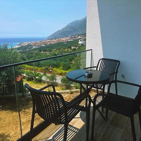 Hotel Vila 19 Dhërmi 外观 照片