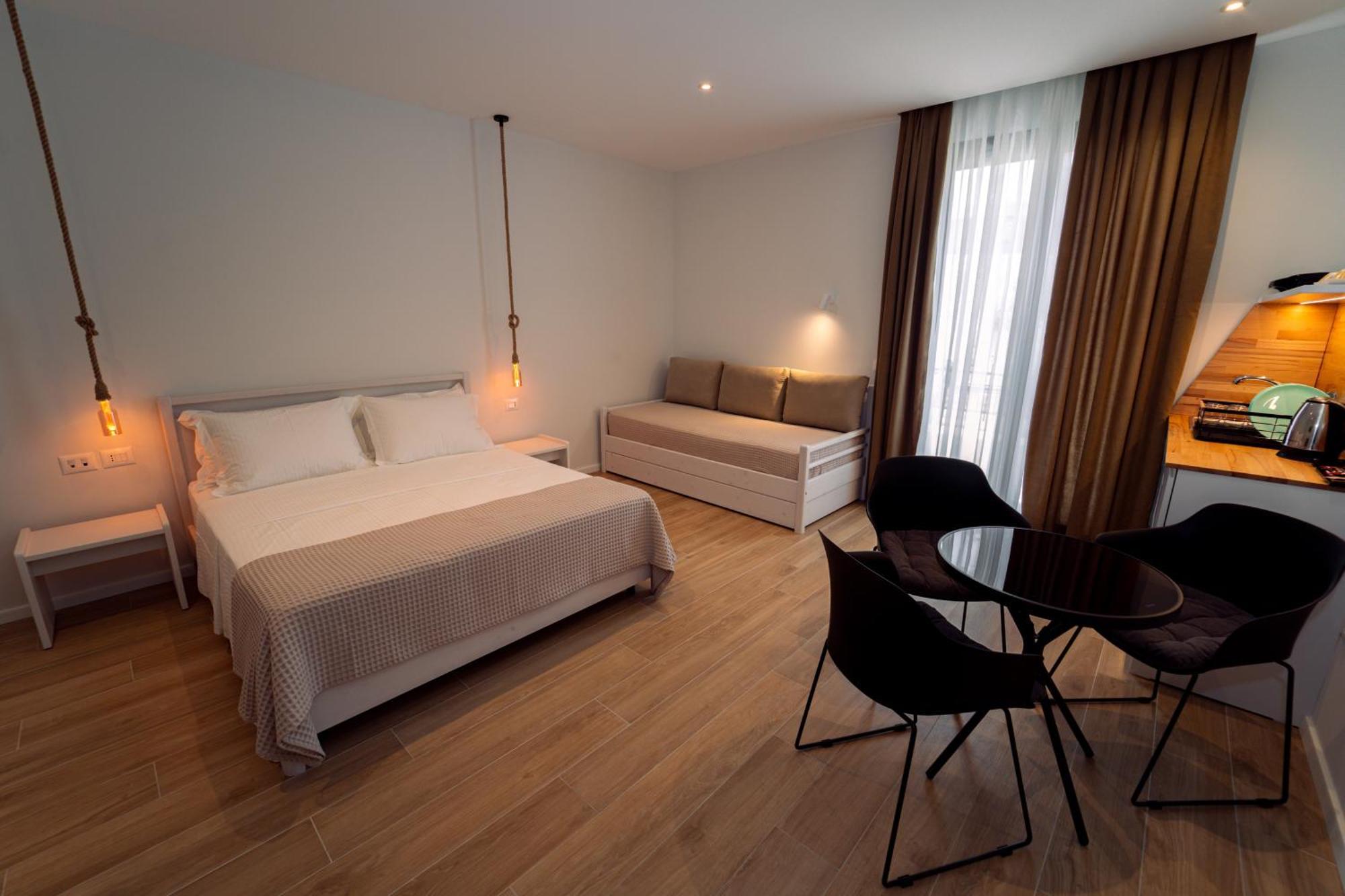Hotel Vila 19 Dhërmi 外观 照片