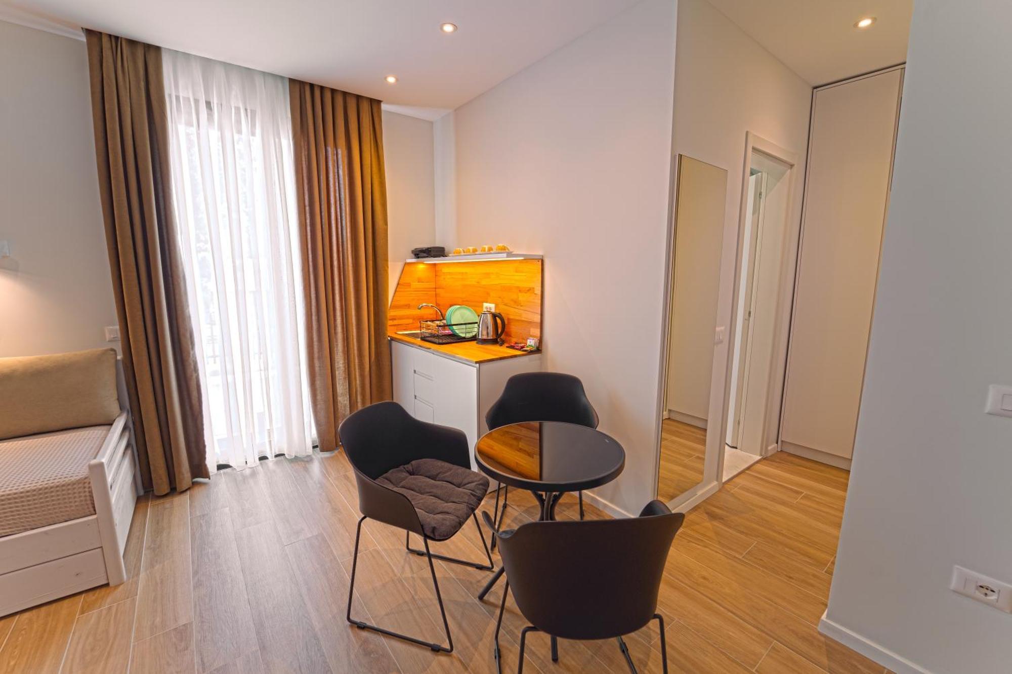 Hotel Vila 19 Dhërmi 外观 照片
