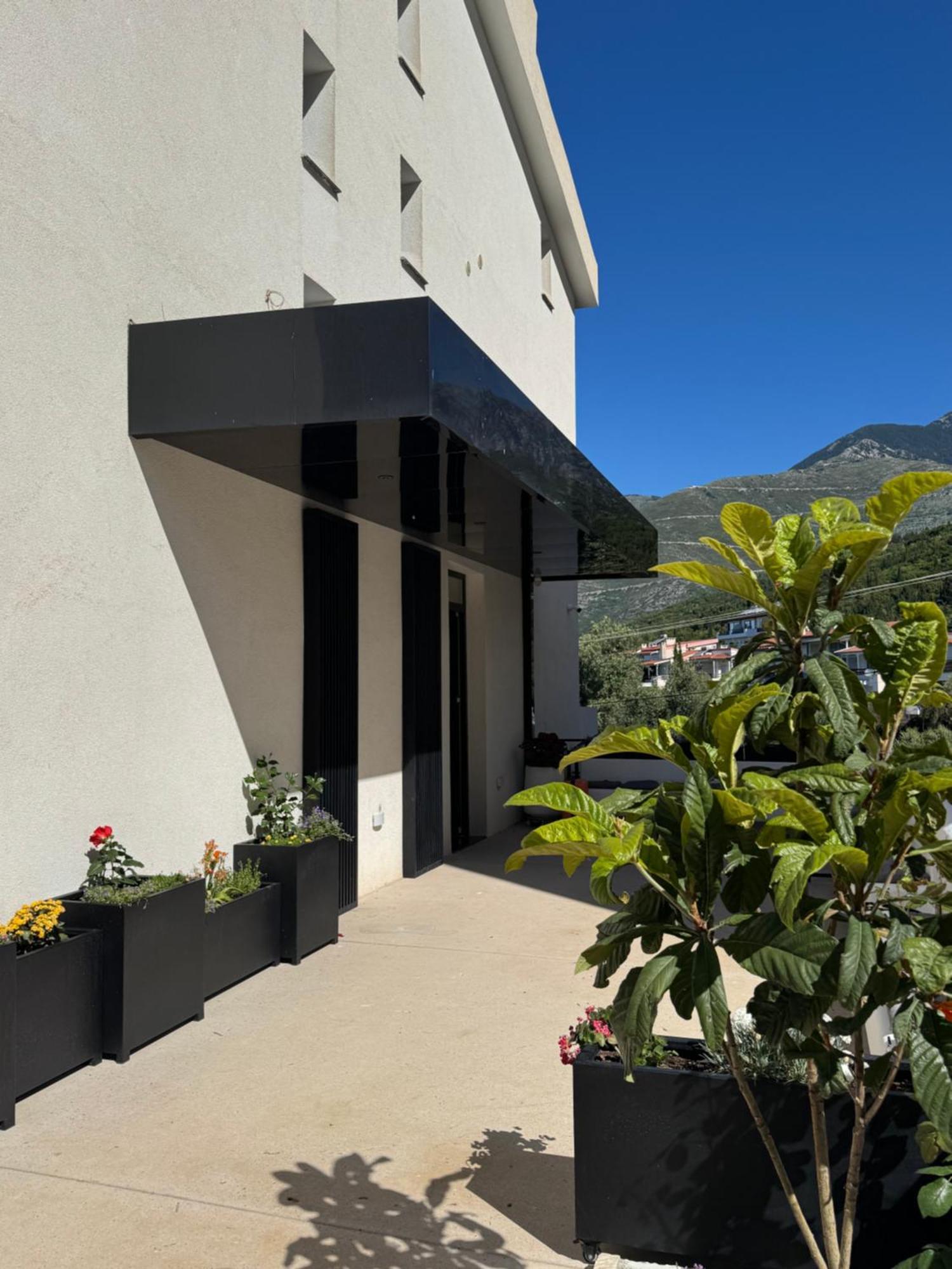 Hotel Vila 19 Dhërmi 外观 照片